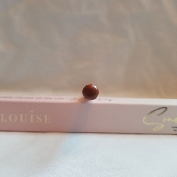 P.Louise Sharpenable Lip Liner in No Secrets - Picture 10 of 11